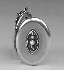 Medaillon oval mit Dekor in silber inkl. Fotoservice